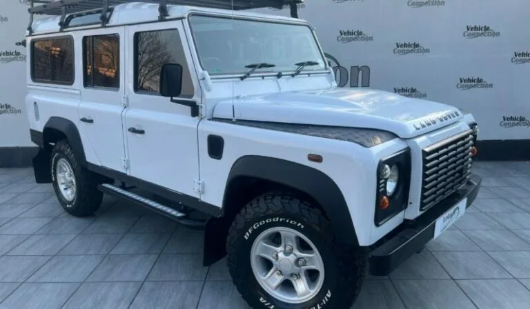 2011 Land Rover Defender 110 TD Station Wagon S
