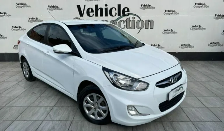 2014 Hyundai Accent Sedan 1.6 Fluid