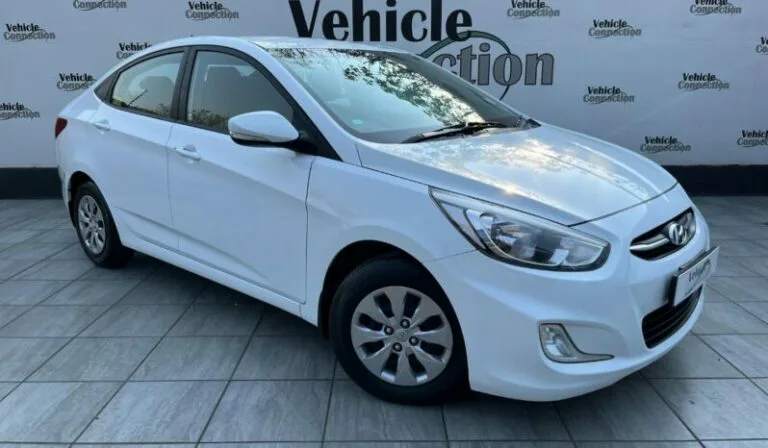 2016 Hyundai Accent Sedan 1.6 Fluid Auto
