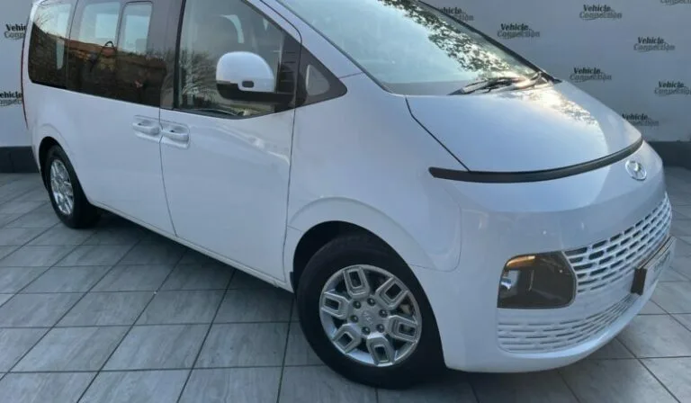 2023 Hyundai Staria 2.2D Executive 9-seater