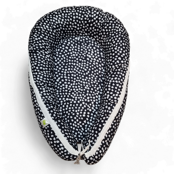 Sleep Pod | White on Black Spot
